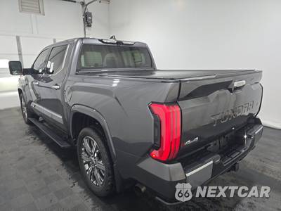 2022 Toyota Tundra Hybrid Capstone Crew Cab Short Bed - zdjęcie 6 z 24 - miniatura