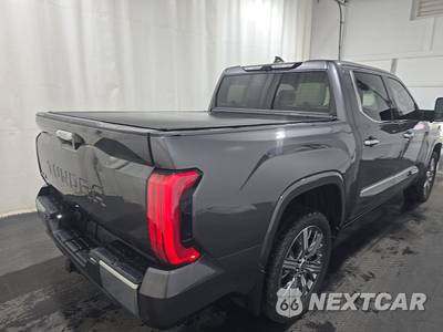 2022 Toyota Tundra Hybrid Capstone Crew Cab Short Bed - zdjęcie 4 z 24 - miniatura
