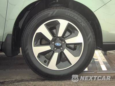 2018 Subaru Forester 2.5i Premium - zdjęcie 10 z 32 - miniatura
