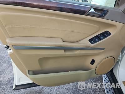 2012 Mercedes-Benz GL 350 BlueTEC 4MATIC - zdjęcie 9 z 18 - miniatura