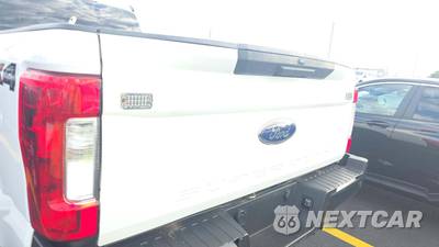 2019 Ford Super Duty F-350 XL Crew Cab Long Bed - zdjęcie 20 z 24 - miniatura