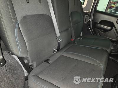 2023 Jeep Wrangler 4xe 4 Door Rubicon - zdjęcie 15 z 18 - miniatura