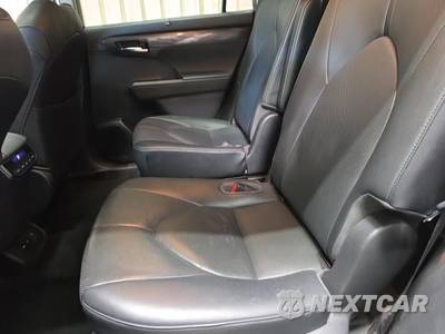 2021 Toyota Highlander Limited - zdjęcie 10 z 20 - miniatura