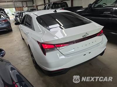 2023 Hyundai Elantra SEL - zdjęcie 6 z 17 - miniatura