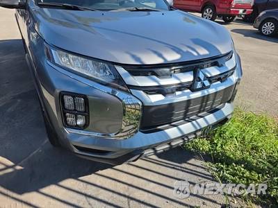 2020 Mitsubishi Outlander Sport SE - zdjęcie 2 z 20 - miniatura