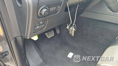 2024 Jeep Grand Wagoneer L Series III Obsidian - zdjęcie 19 z 29 - miniatura