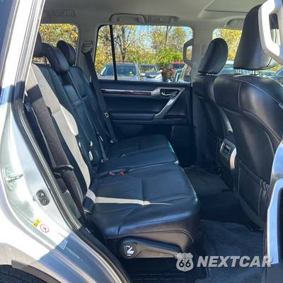 2016 Lexus GX 460 - zdjęcie 17 z 28 - miniatura