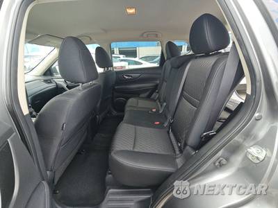 2019 Nissan Rogue SV - zdjęcie 13 z 30 - miniatura