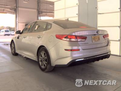 2020 Kia Optima LX - zdjęcie 8 z 36 - miniatura