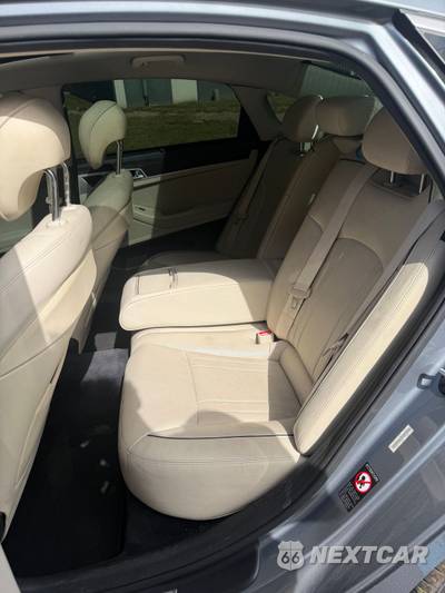 2015 Hyundai Genesis 5.0 Sedan - zdjęcie 11 z 12 - miniatura