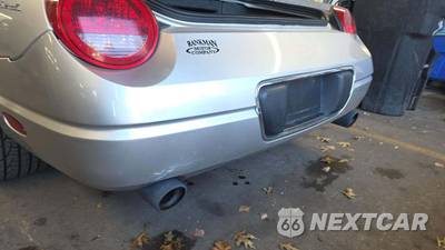 2004 Ford Thunderbird Premium - zdjęcie 20 z 24 - miniatura