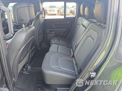 2024 Land Rover Defender 110 X-Dynamic SE - zdjęcie 13 z 22 - miniatura