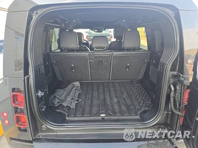 2024 Land Rover Defender 110 X-Dynamic SE - zdjęcie 16 z 22 - miniatura