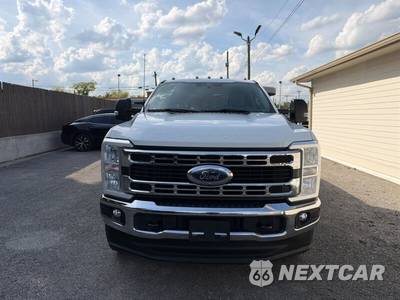 2024 Ford Super Duty F-250 XLT Crew Cab Long Bed - zdjęcie 4 z 36 - miniatura
