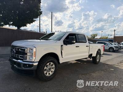 2024 Ford Super Duty F-250 XLT Crew Cab Long Bed - zdjęcie 6 z 36 - miniatura