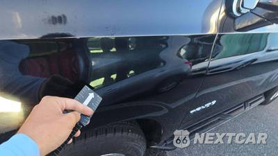 2025 Chevrolet Tahoe Premier 1LZ - zdjęcie 29 z 30 - miniatura