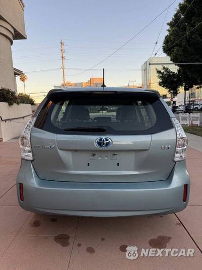 2014 Toyota Prius v Five - zdjęcie 4 z 13 - miniatura