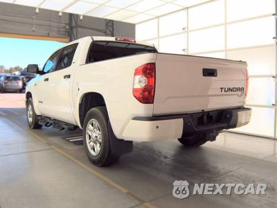2021 Toyota Tundra SR5 Crew Cab Short Bed - zdjęcie 6 z 18 - miniatura