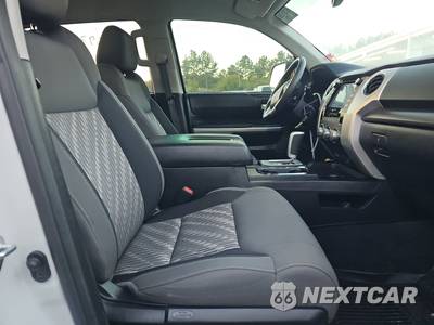 2021 Toyota Tundra SR5 Crew Cab Short Bed - zdjęcie 8 z 18 - miniatura