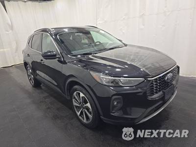 2024 Ford Escape Platinum - zdjęcie 3 z 24 - miniatura