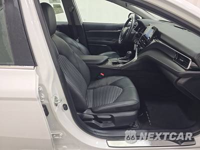2024 Toyota Camry SE - zdjęcie 8 z 25 - miniatura