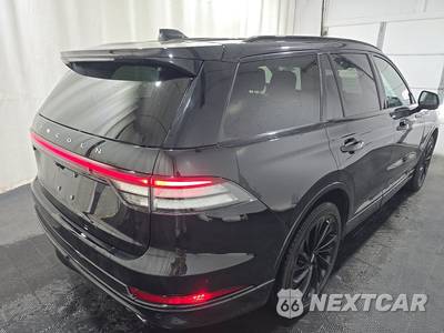 2025 Lincoln Aviator Reserve - zdjęcie 4 z 22 - miniatura