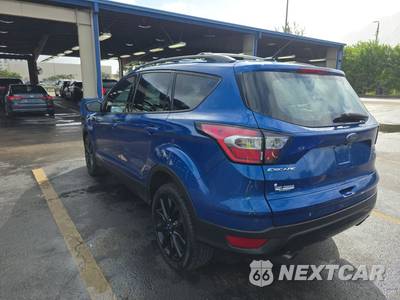 2017 Ford Escape SE - zdjęcie 6 z 27 - miniatura