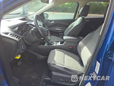 2017 Ford Escape SE - zdjęcie 7 z 27 - miniatura