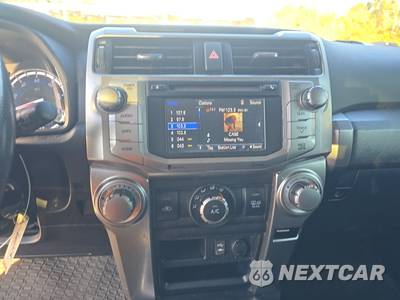 2015 Toyota 4Runner SR5 - zdjęcie 11 z 27 - miniatura