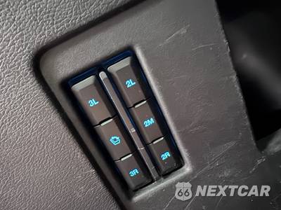 2023 Ford Expedition MAX XLT - zdjęcie 22 z 29 - miniatura