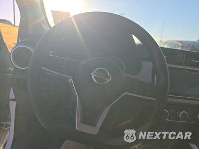 2021 Nissan Versa SV - zdjęcie 10 z 76 - miniatura