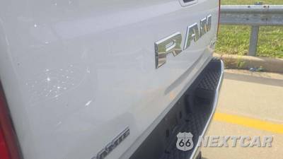 2025 Ram 1500 Laramie Crew Cab Short Bed - zdjęcie 19 z 19 - miniatura