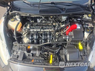 2016 Ford Fiesta Titanium Hatchback - zdjęcie 15 z 39 - miniatura