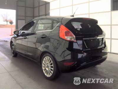 2016 Ford Fiesta Titanium Hatchback - zdjęcie 6 z 39 - miniatura