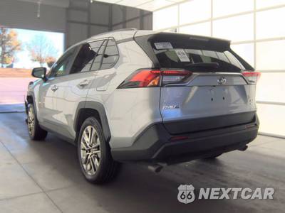 2019 Toyota RAV4 XLE Premium - zdjęcie 6 z 54 - miniatura