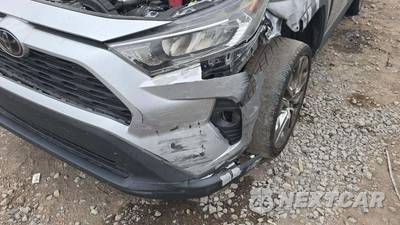 2019 Toyota RAV4 XLE Premium - zdjęcie 33 z 54 - miniatura