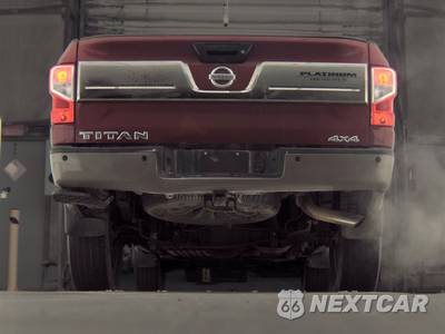 2018 Nissan TITAN Platinum Reserve Crew Cab Short Bed - zdjęcie 7 z 26 - miniatura