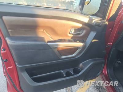 2018 Nissan TITAN Platinum Reserve Crew Cab Short Bed - zdjęcie 15 z 26 - miniatura
