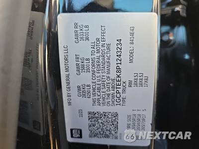 2023 Chevrolet Colorado Trail Boss Crew Cab Medium Bed 0TR - zdjęcie 17 z 21 - miniatura