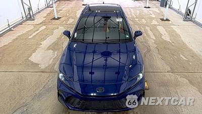 2026 Toyota Camry SE - zdjęcie 2 z 30 - miniatura