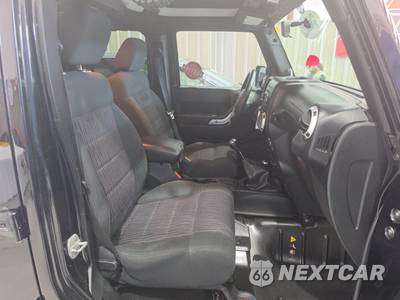 2012 Jeep Wrangler Unlimited Rubicon - zdjęcie 8 z 27 - miniatura