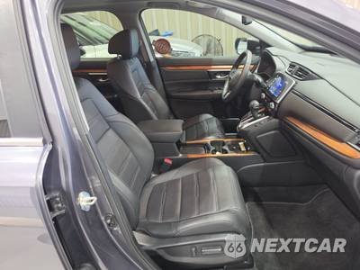 2020 Honda CR-V Touring - zdjęcie 8 z 17 - miniatura