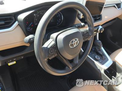 2025 Toyota RAV4 Hybrid LE - zdjęcie 10 z 22 - miniatura