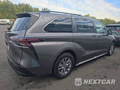 2023 Toyota Sienna XLE 8-Passenger 120.5" WB - zdjęcie 4 z 32 - miniatura