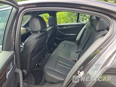 2018 BMW 5 Series Sedan iPerformance - zdjęcie 13 z 24 - miniatura