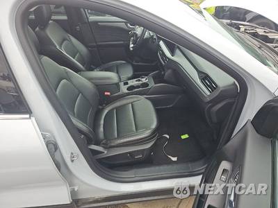 2025 Ford Escape Platinum - zdjęcie 10 z 10 - miniatura