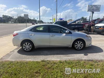 2015 Toyota Corolla LE - zdjęcie 5 z 31 - miniatura