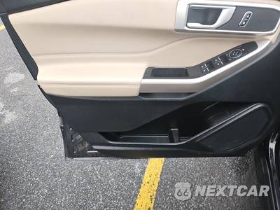 2023 Ford Explorer XLT - zdjęcie 9 z 30 - miniatura