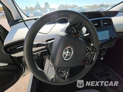 2019 Toyota Prius L Eco - zdjęcie 10 z 26 - miniatura