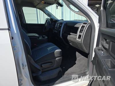 2024 Ram 1500 Classic Tradesman Extended Cab Medium Bed - zdjęcie 16 z 20 - miniatura